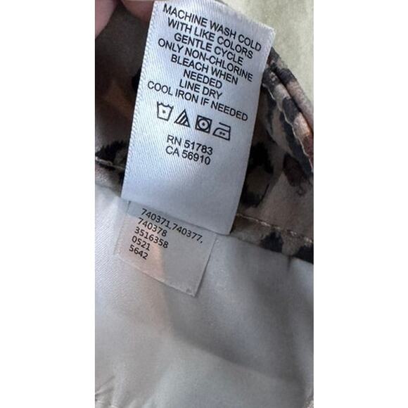 Maurices Suede 6 Pencil Skirt Button Skirt Polyester Blend Cheetah Print Tan - Picture 6 of 7